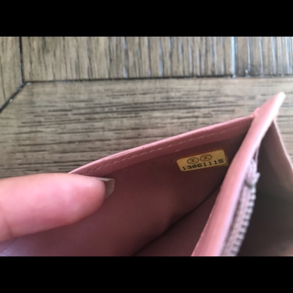 Authentic Chanel Bi-Fold Lambskin wallet - Picture 4 of 8